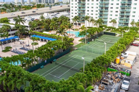 Copropriété à louer à Sunny Isles Beach, Floride: 1 chambre, 93.37 m2 № 2079342 - photo 27