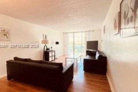 Copropriété à louer à Sunny Isles Beach, Floride: 1 chambre, 93.37 m2 № 2079342 - photo 3