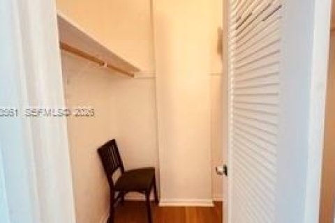 Copropriété à louer à Sunny Isles Beach, Floride: 1 chambre, 93.37 m2 № 2079342 - photo 13
