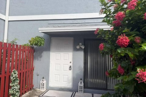 Condo à Boynton Beach, Floride, 2 chambres  № 2374210
