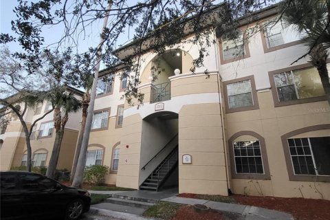 Copropriété à louer à Tampa, Floride: 2 chambres, 106.28 m2 № 1878208 - photo 1