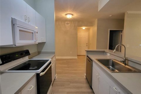 Copropriété à louer à Tampa, Floride: 2 chambres, 106.28 m2 № 1878208 - photo 14