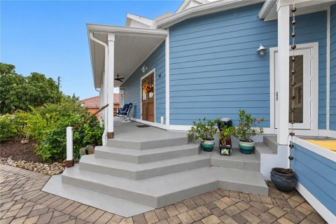 Villa ou maison à vendre à Punta Gorda, Floride: 3 chambres, 347.27 m2 № 2408309 - photo 6