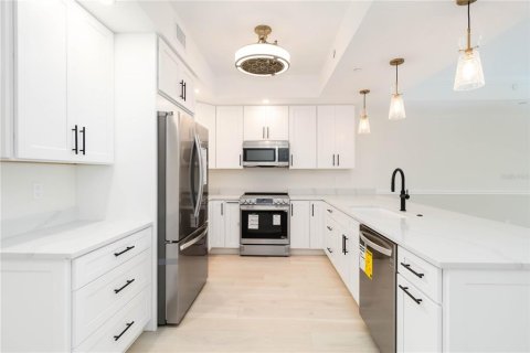 Condominio en alquiler en Osprey, Florida, 3 dormitorios, 179.95 m2 № 1909327 - foto 10