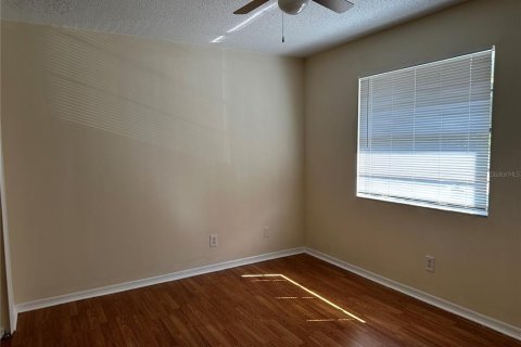 Снять в аренду таунхаус в Киссимми, Флорида 4 комнаты, 90.58м2, № 1811006 - фото 8