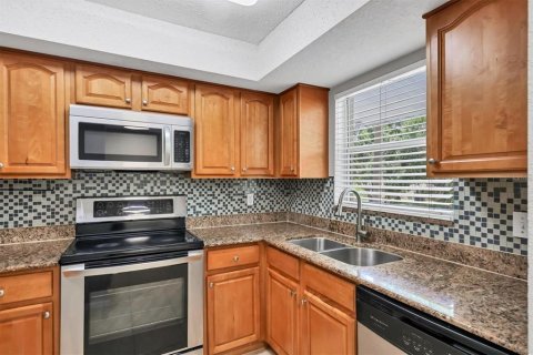 Copropriété à vendre à Sarasota, Floride: 2 chambres, 80.36 m2 № 1802096 - photo 14