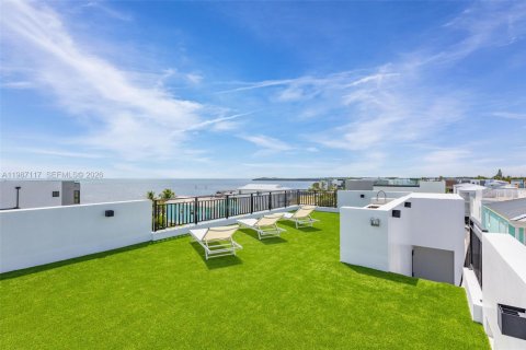 Casa en venta en Key Largo, Florida, 3 dormitorios, 160.35 m2 № 2046509 - foto 29