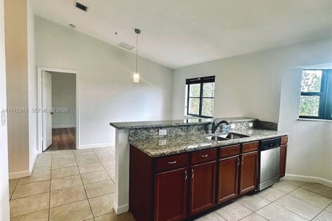 Condo in Cutler Bay, Florida, 3 bedrooms  № 2319527 - photo 10