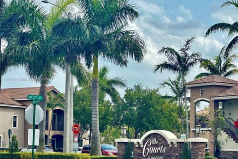 Condo in Cutler Bay, Florida, 3 bedrooms  № 2319527