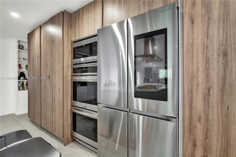 Casa en venta en Miami, Florida, 3 dormitorios, 151.52 m2 № 2007706 - foto 22