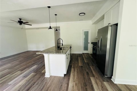 Casa en venta en Bronson, Florida, 3 dormitorios, 130.25 m2 № 2214152 - foto 8