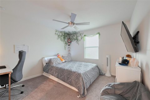 House in Davenport, Florida 5 bedrooms, 253.34 sq.m. № 1759998 - photo 26