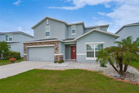 House in Davenport, Florida 5 bedrooms, 253.34 sq.m. № 1759998 - photo 2