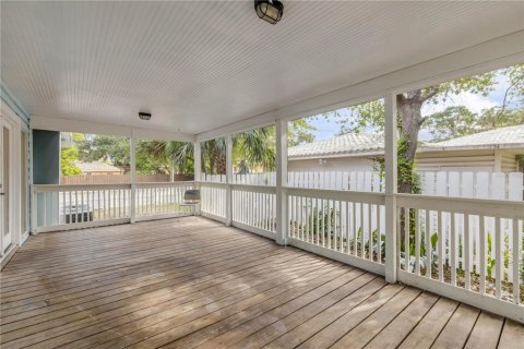 Commercial property in New Smyrna Beach, Florida 2 bedrooms, 89.19 sq.m. № 1808571 - photo 17