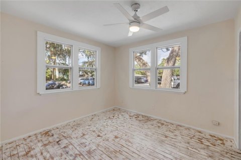 Commercial property in New Smyrna Beach, Florida 2 bedrooms, 89.19 sq.m. № 1808571 - photo 12