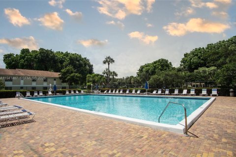 Copropriété à louer à Pompano Beach, Floride: 2 chambres, 87.33 m2 № 1999003 - photo 19