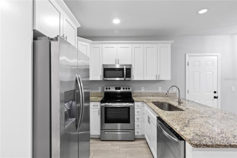 House in Tampa, Florida 3 bedrooms, 124.49 sq.m. № 1872803 - photo 10