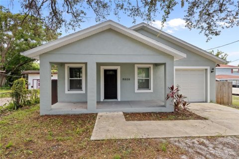 House in Tampa, Florida 3 bedrooms, 124.49 sq.m. № 1872803 - photo 1