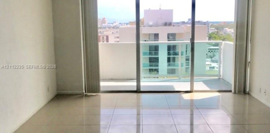 Condo à Miami Beach, Floride, 1 chambre № 2432253