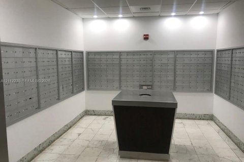 Copropriété à louer à Miami Beach, Floride: 1 chambre, 79.15 m2 № 2432253 - photo 13