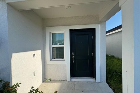 Casa en alquiler en Davenport, Florida, 4 dormitorios, 179.49 m2 № 1917798 - foto 3