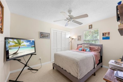 House in Port St. Lucie, Florida 3 bedrooms, 125.05 sq.m. № 1752332 - photo 13