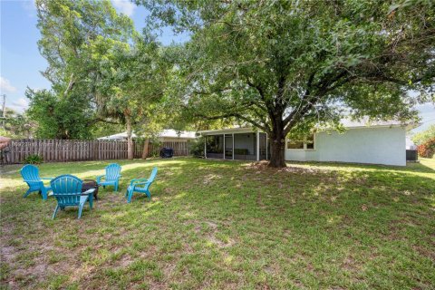House in Port St. Lucie, Florida 3 bedrooms, 125.05 sq.m. № 1752332 - photo 19