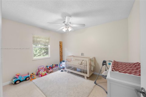 House in Port St. Lucie, Florida 3 bedrooms, 125.05 sq.m. № 1752332 - photo 15