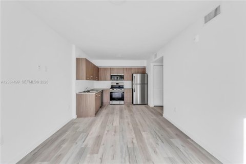 Apartamento en North Miami Beach, Florida 2 dormitorios, 74.32 m2 № 2088022