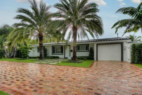 Casa en Pompano Beach, Florida 4 dormitorios, 256.78 m2 № 2387855