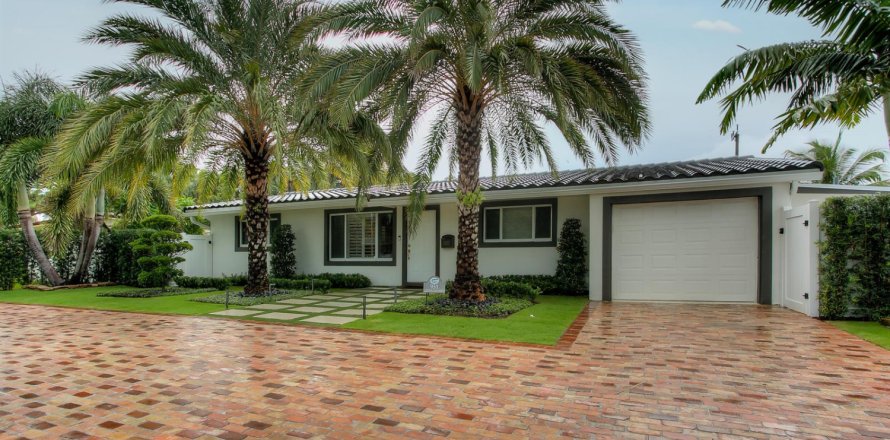 Casa en Pompano Beach, Florida 4 dormitorios, 256.78 m2 № 2387855