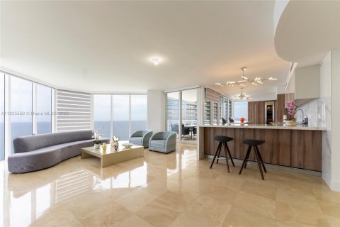 Copropriété à louer à Sunny Isles Beach, Floride: 3 chambres, 247.58 m2 № 1934653 - photo 13
