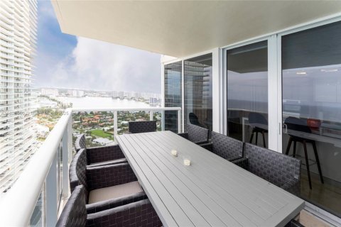 Copropriété à louer à Sunny Isles Beach, Floride: 3 chambres, 247.58 m2 № 1934653 - photo 19