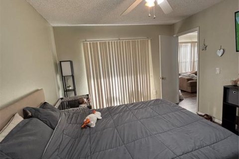 Condo in Ocala, Florida, 2 bedrooms  № 1909589 - photo 10