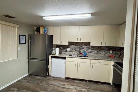 Condo in Ocala, Florida, 2 bedrooms  № 1909589 - photo 4