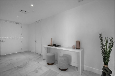 Купить кондоминиум в Майами, Флорида 3 спальни, 240.25м2, № 2038158 - фото 26