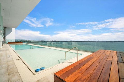 Купить кондоминиум в Майами, Флорида 3 спальни, 240.25м2, № 2038158 - фото 27