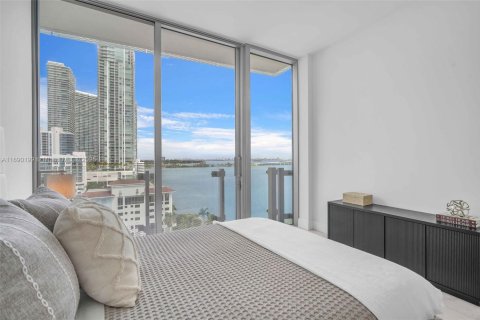 Купить кондоминиум в Майами, Флорида 3 спальни, 240.25м2, № 2038158 - фото 22