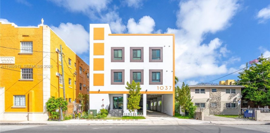 Studio in Miami, Florida № 2043220