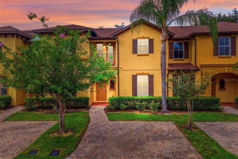 Townhouse in Davenport, Florida 3 bedrooms, 132.39 sq.m. № 1757881 - photo 1