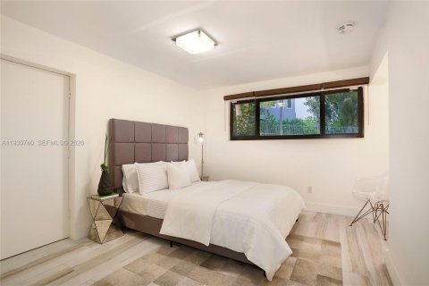 Купить таунхаус в Майами, Флорида 4 спальни, 346.06м2, № 1998444 - фото 16