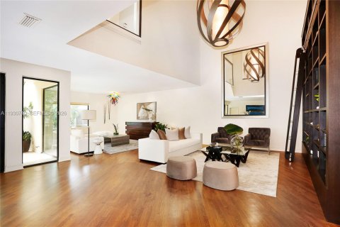 Купить таунхаус в Майами, Флорида 4 спальни, 346.06м2, № 1998444 - фото 5