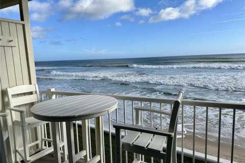 Condo à New Smyrna Beach, Floride, 2 chambres  № 2125428