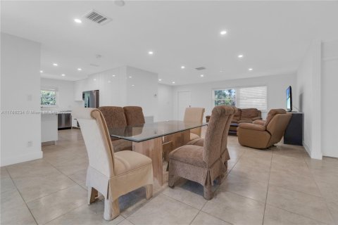 Casa en venta en Hallandale Beach, Florida, 3 dormitorios, 143.91 m2 № 1739998 - foto 10