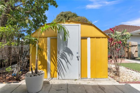 Casa en venta en Hallandale Beach, Florida, 3 dormitorios, 143.91 m2 № 1739998 - foto 23