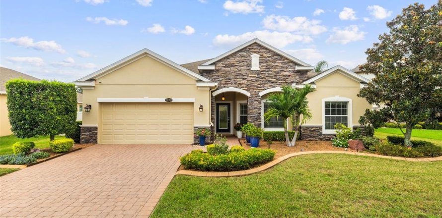 House in Land O' Lakes, Florida 3 bedrooms, 225.66 sq.m. № 1907627