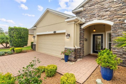 House in Land O' Lakes, Florida 3 bedrooms, 225.66 sq.m. № 1907627 - photo 4
