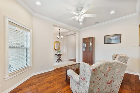House in Land O' Lakes, Florida 3 bedrooms, 225.66 sq.m. № 1907627 - photo 8