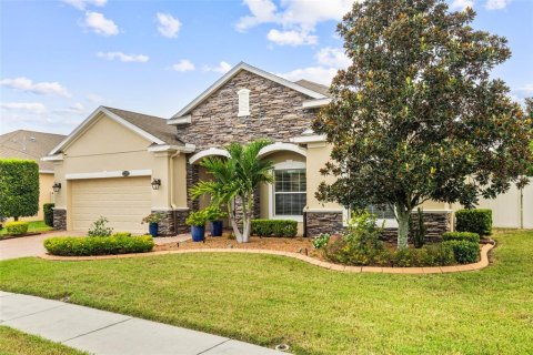 House in Land O' Lakes, Florida 3 bedrooms, 225.66 sq.m. № 1907627 - photo 3