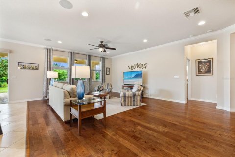 House in Land O' Lakes, Florida 3 bedrooms, 225.66 sq.m. № 1907627 - photo 20